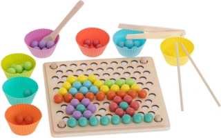 Dřevěná kuličková mozaika