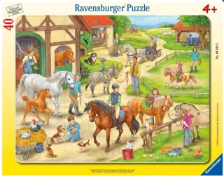 RAVENSBURGER Puzzle - Den na ranči (40 dílků)